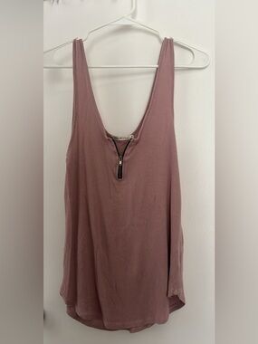 Women’s Mauve Zip-Front Ribbed Tank Top